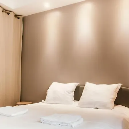 Confortable T2 Centre - Coubertin Apartment
